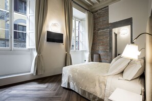 Double Room | Desk, blackout curtains, soundproofing, iron/ironing board - Residenza delle arti (Florence)