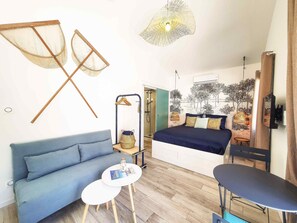 1 chambre, fer et planche à repasser, Wi-Fi, draps fournis