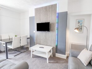 Cottage | Living area