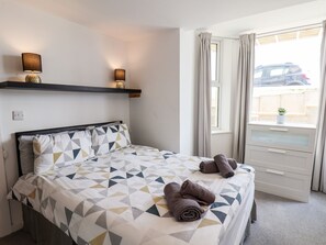 3 多间卧室、特色装修、特色家居、隔音