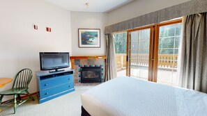 1 slaapkamer, een strijkplank/strijkijzer, wifi, beddengoed