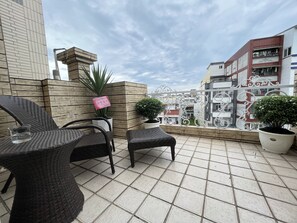 Deluxe Double Room | Terrace/patio - Yamei  (Ji'an)