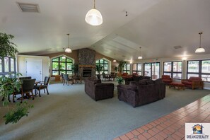 Interior - NEW BUILD! Luxury 3BR/3BA Walk-In ~ Resort Amenities ~ FREE TICKETS INCLUDED (FH-G104) (Branson)