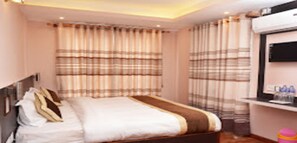 Double Room | Free WiFi, bed sheets - MeroStay 205 Hotel LT (Kathmandu)