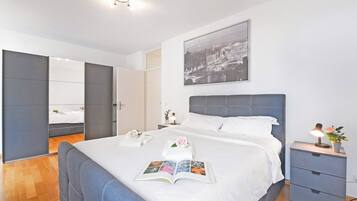 Family Apartment, 2 Bedrooms, Balcony (Imbarcadero apartment Locarno) | 2 bedrooms
