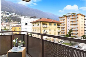 Family Apartment, Multiple Bedrooms (Imbarcadero apartment) | Property grounds - Imbarcadero apartment (Locarno)