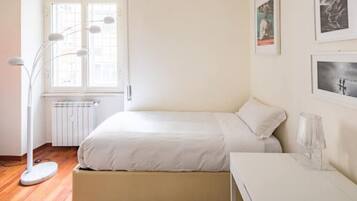 2 bedrooms, in-room safe, desk, free WiFi