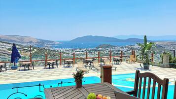 Family Apartment | Terrace/patio