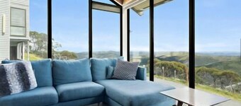 Beautiful Spacious Ski Chalet