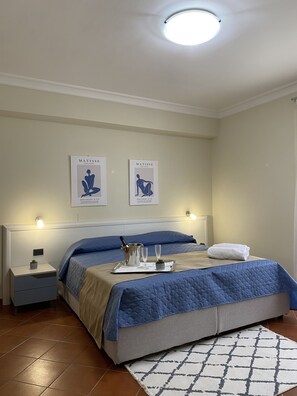 2 bedrooms, desk, free WiFi, bed sheets - 2 Bedroom Apartment in Realmonte (Realmonte)