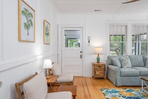 Smart-TV, Tischtennisplatte