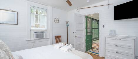 3 عدّة غرف نوم وواي فاي مجانًا وملاءات أسرّة