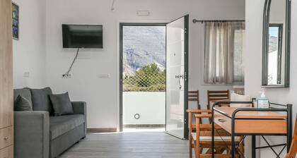 Experience Dreamy Santorini Gorgeous Std