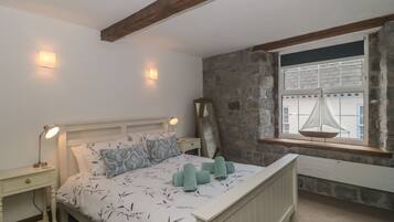 4 chambres, décoration personnalisée, ameublement personnalisé