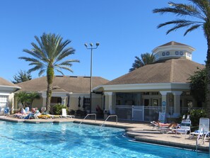 A heated pool - Windsor Palms 3 bd Condo - Long size pool - free wifi - 3 miles to Disney (Kissimmee)