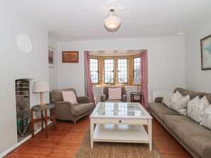 Living area - Sundial House (Lyme Regis)