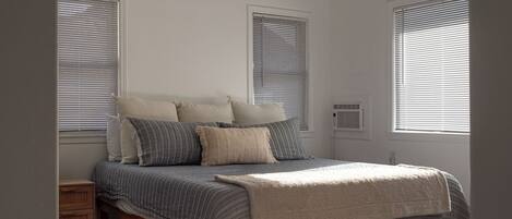 5 bedrooms, iron/ironing board, travel cot, free WiFi