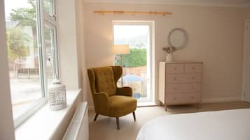 4 habitaciones, decoración personalizada y muebles diferentes
