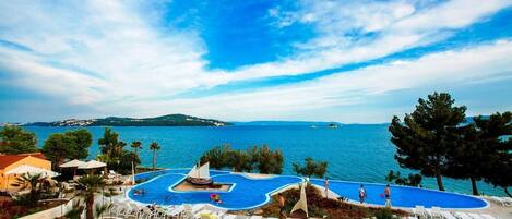 Außenpool (je nach Saison geöffnet)