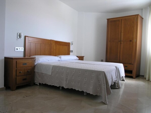 9 chambres, Wi-Fi, literie fournie