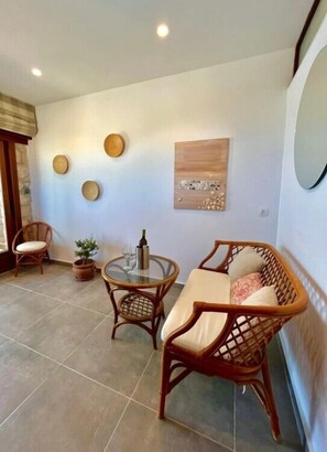 Superior Villa | Living area
