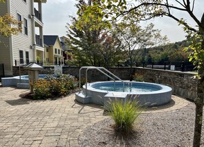 屋内プール、屋外プール