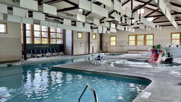 Piscine couverte, piscine extérieure