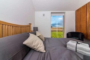 4 Schlafzimmer, Bügeleisen/Bügelbrett, WLAN, Bettwäsche
