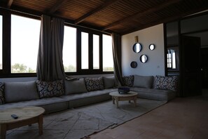 TV connectée, cheminée