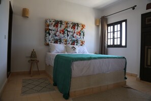 3 bedrooms, iron/ironing board, travel cot, WiFi