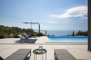 Piscina all'aperto