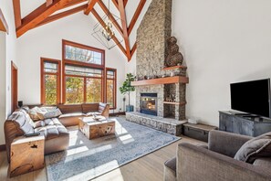 Smart TV, fireplace - Ski-in/out Villa in Mont-Tremblant (Mont-Tremblant)