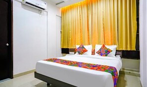 Lakens van Egyptisch katoen, luxe beddengoed, een kluis op de kamer