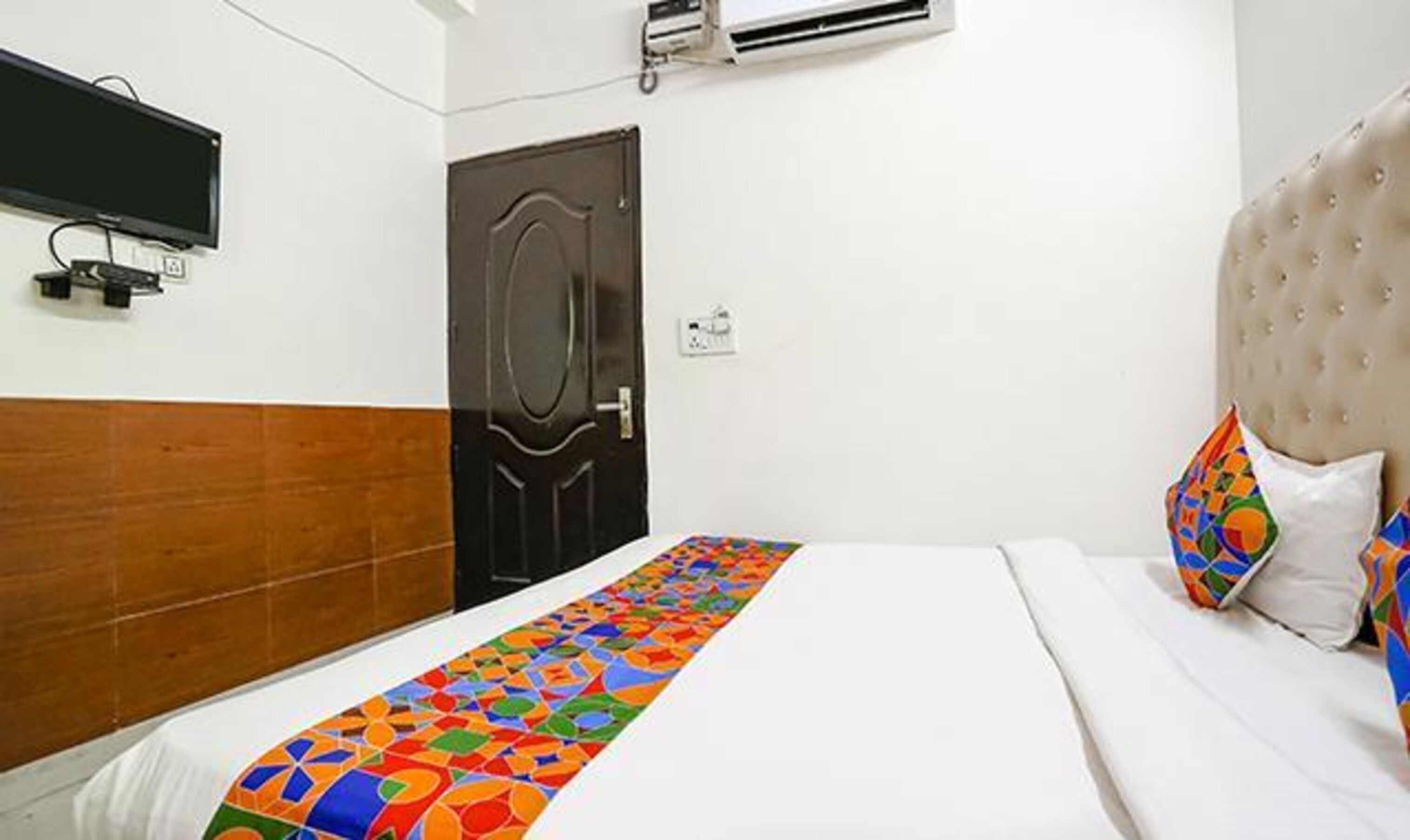 Photo - Via The Lazeez