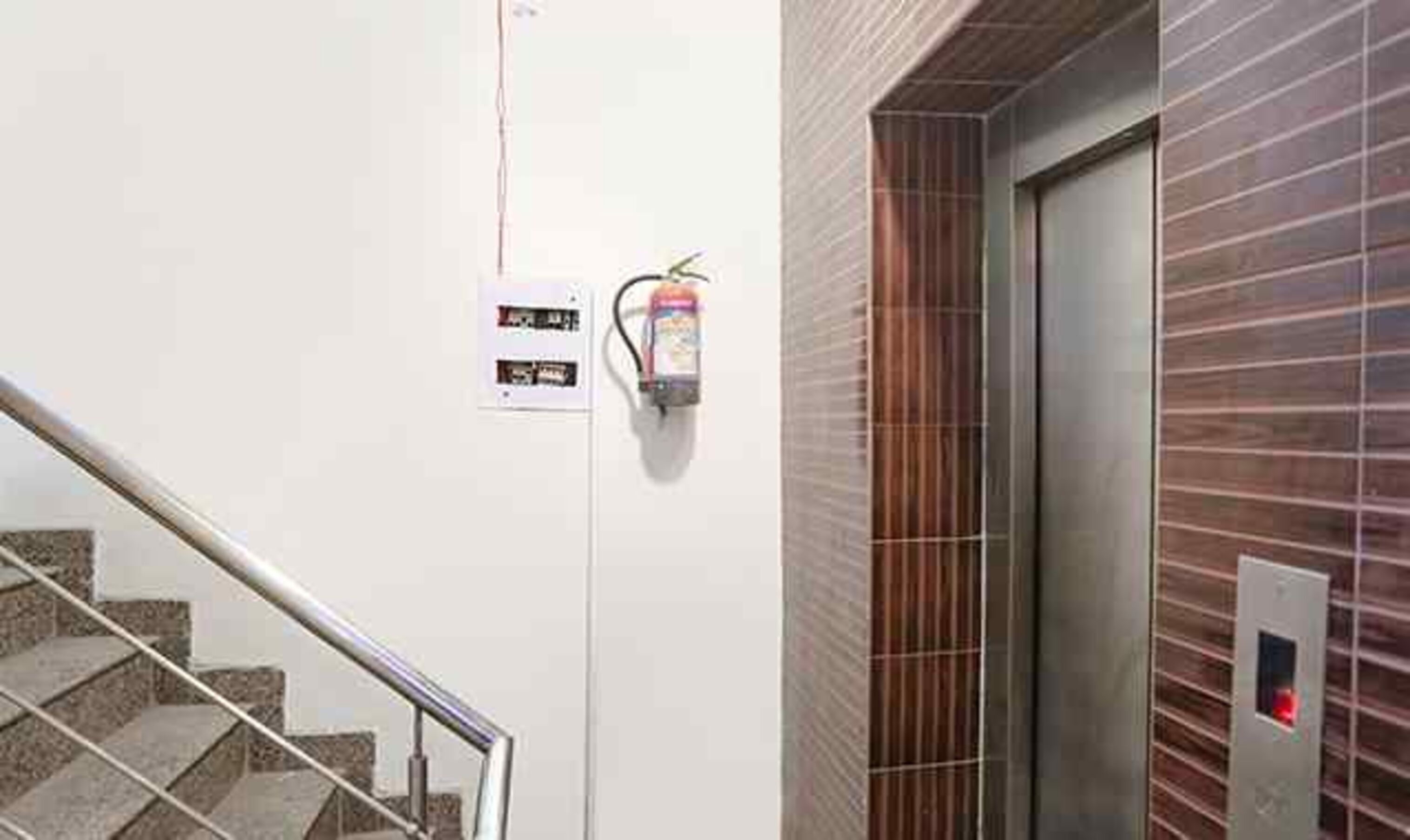 Photo - Via The Lazeez