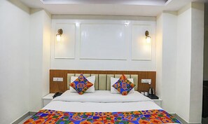Deluxe Room - Fabhotel Cosmos (Prayagraj)