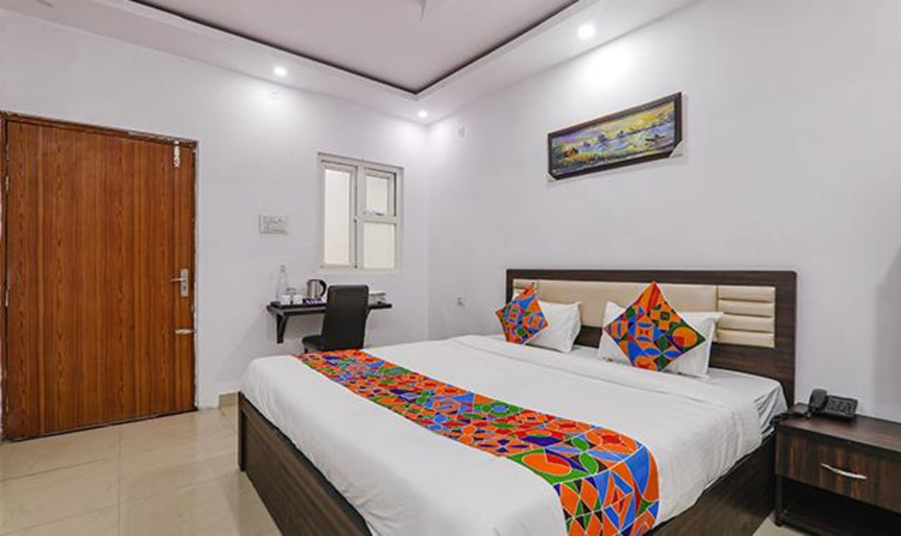 egyptian cotton sheets, premium bedding, in-room safe, free wifi