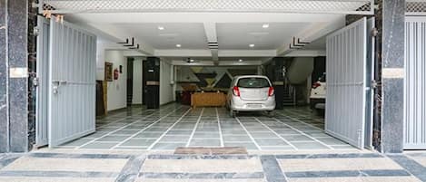 Entrée de l’hébergement