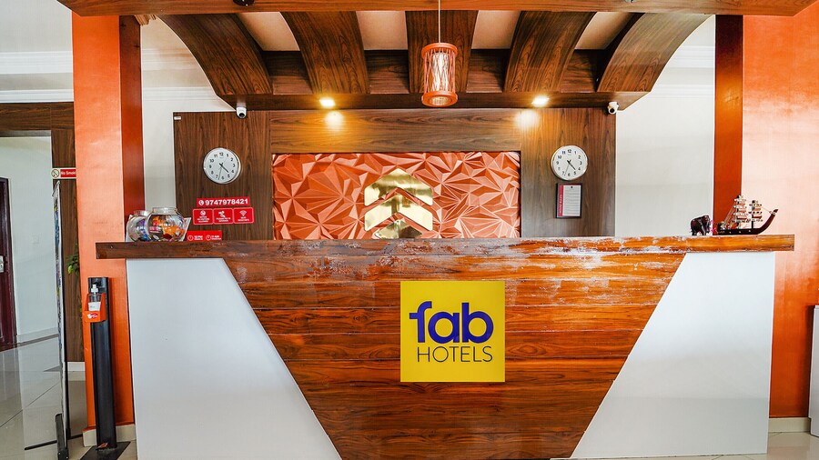 Fabhotel Central Inn Residency
