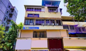 Exterior - FabHotel Sunrise Suites (Mumbai)