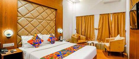 Premium Room | Egyptian cotton sheets, premium bedding, in-room safe, free WiFi