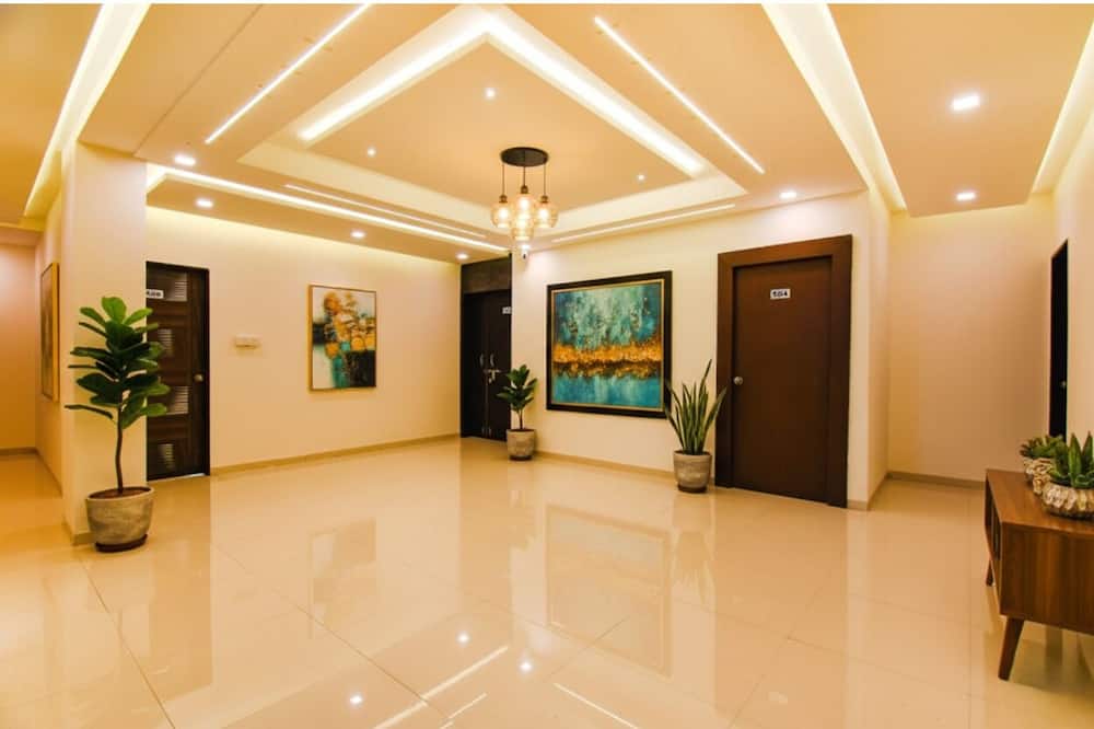FabHotel Golden Heights