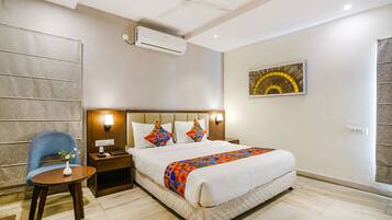 Rom – deluxe | Sengetøy i egyptisk bomull, sengetøy av topp kvalitet og safe på rommet