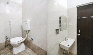 Shower, rainfall showerhead, free toiletries, towels