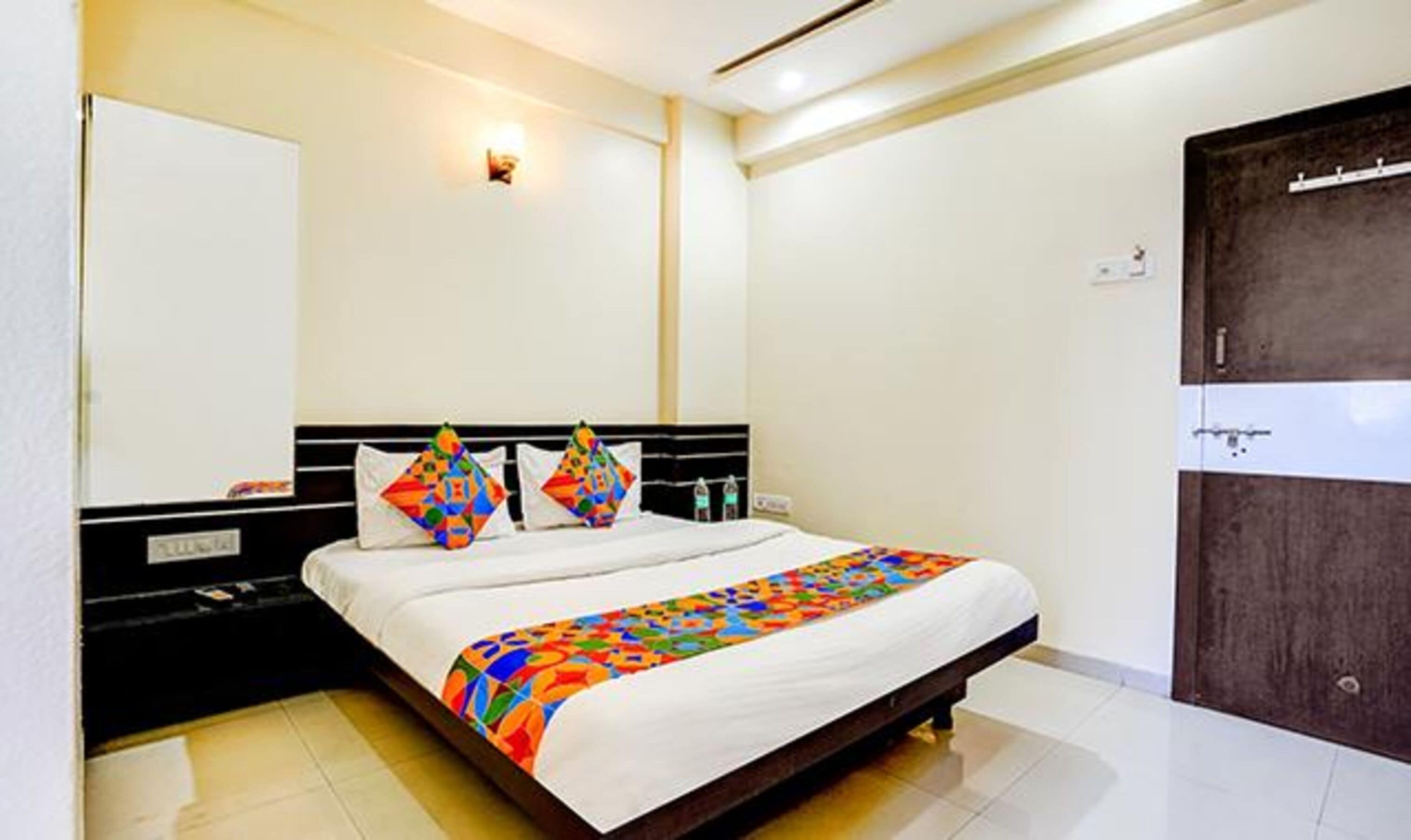 Deluxe Room | Egyptian cotton sheets, premium bedding, in-room safe, free WiFi