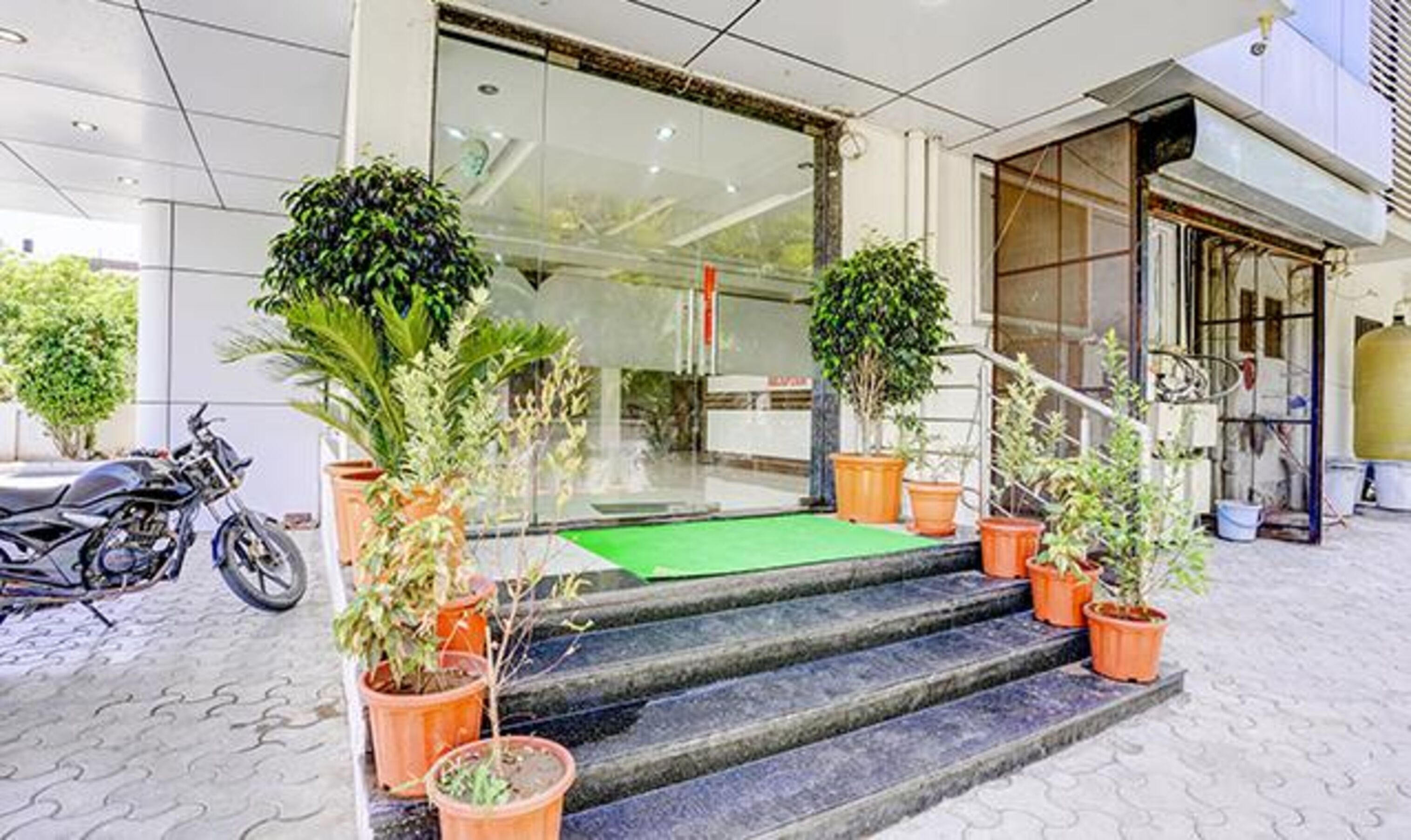 Lối vào nơi lưu trú