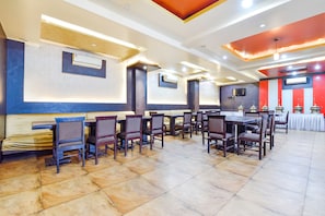 Daily continental breakfast (INR 300 per person)