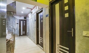 Lobby - Fabexpress Station Ii (New Delhi)