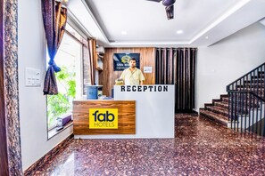 Reception - FabHotel Prime Shiv Mahima (Jaipur)