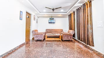 Área de estar no saguão